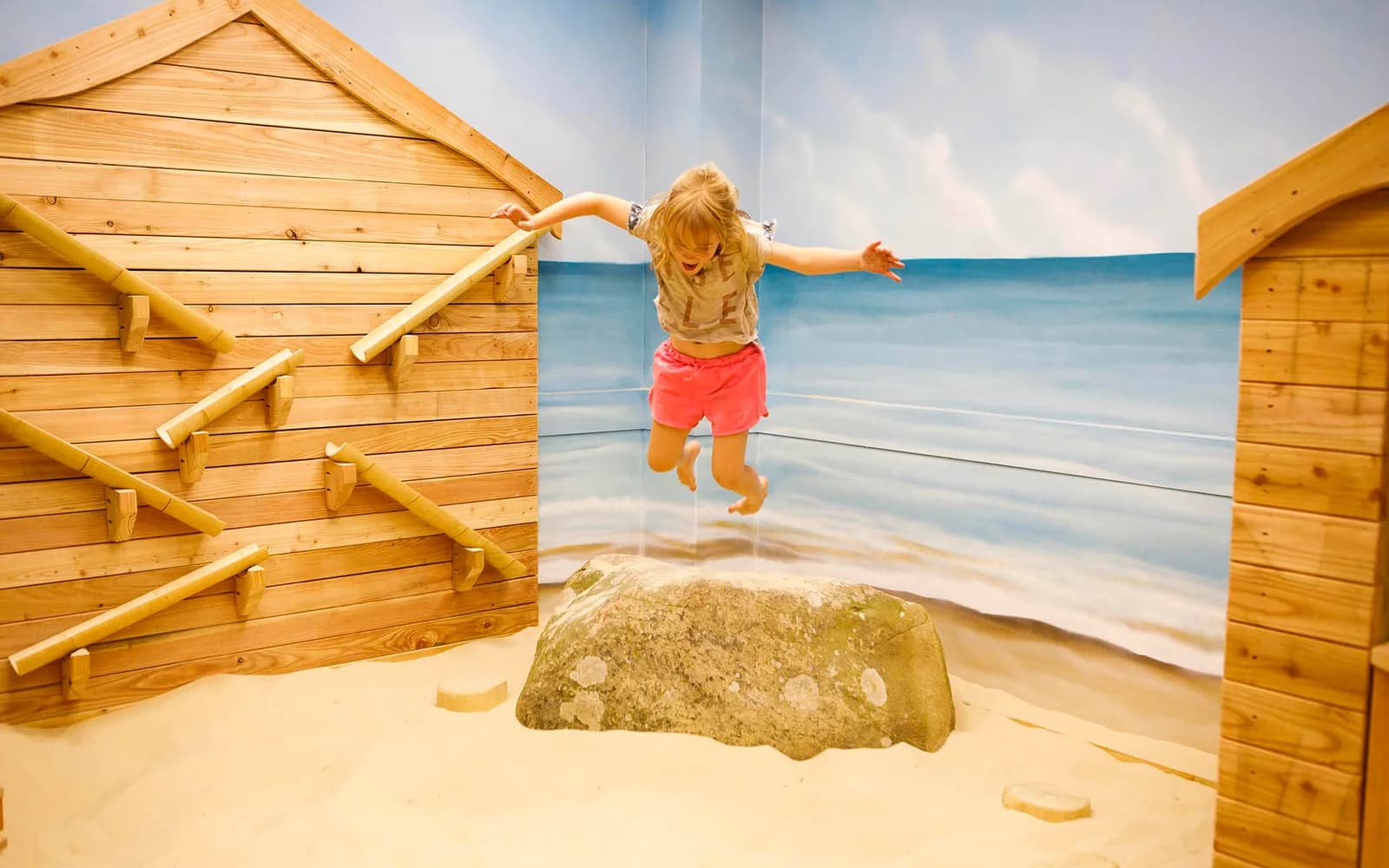 Wild Things Play Project indoor play area with natural materials in Cribbs Causeway, Bristol