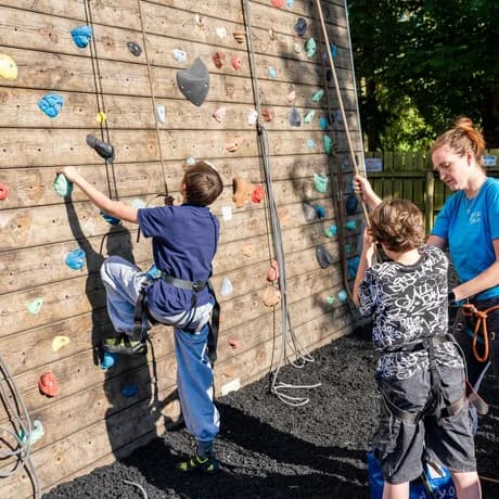Far Peak Climbing, Cotswolds