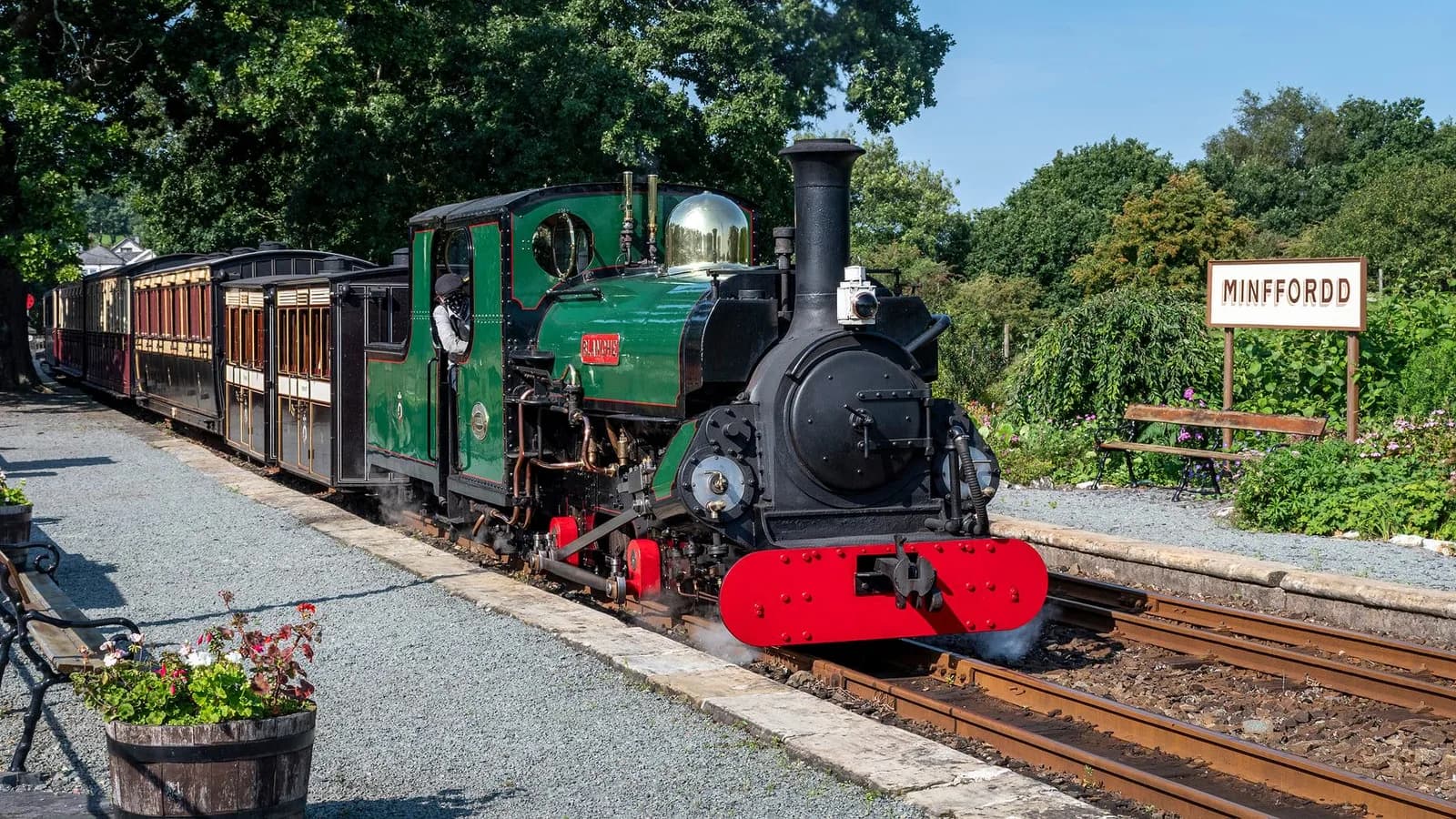 Ffestiniog & Welsh Highland Railways, Porthmadog