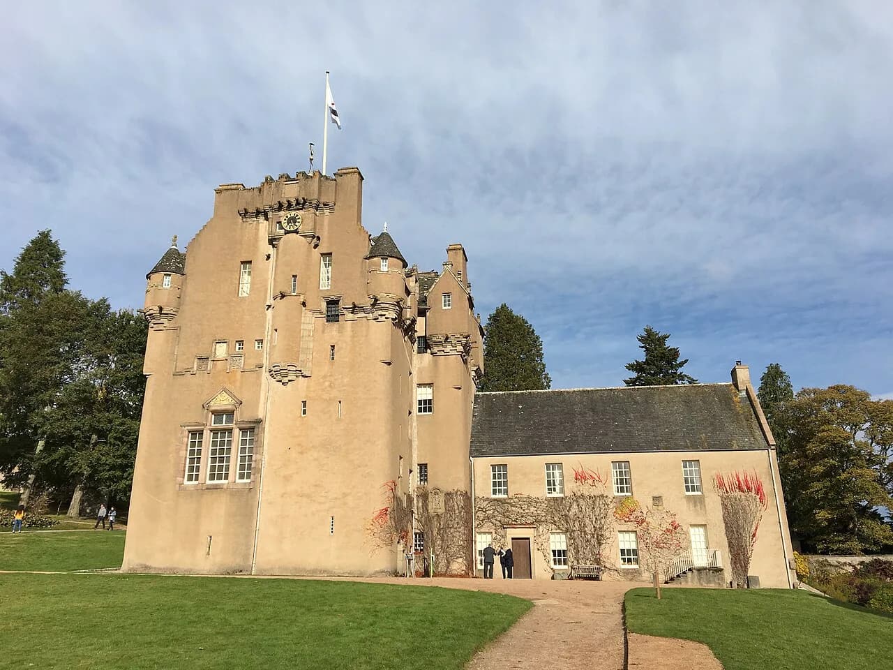 Crathes Castle and estate grounds