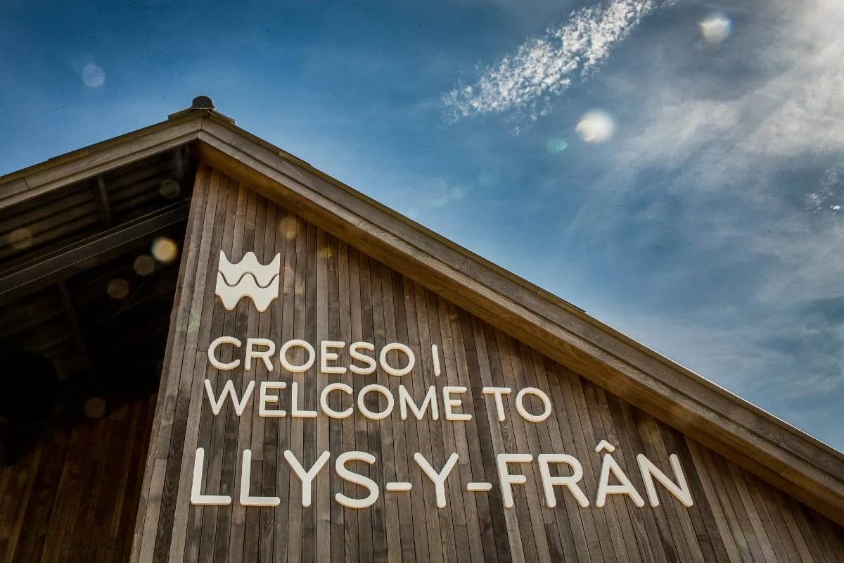 Welcome sign at the Llys-y-Frân visitor centre
