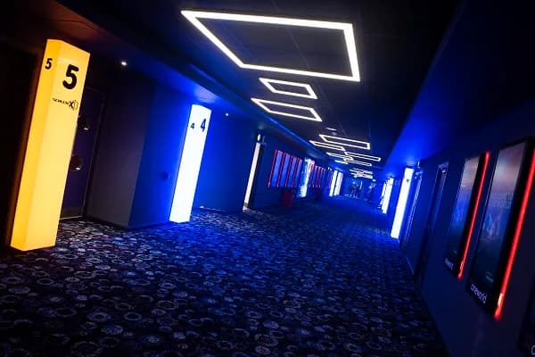 Cineworld Edinburgh Fountain Park cinema auditorium