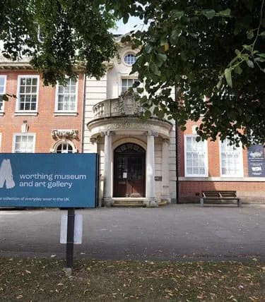 Front exterior of Worthing Museum & Art Gallery on Chapel Road