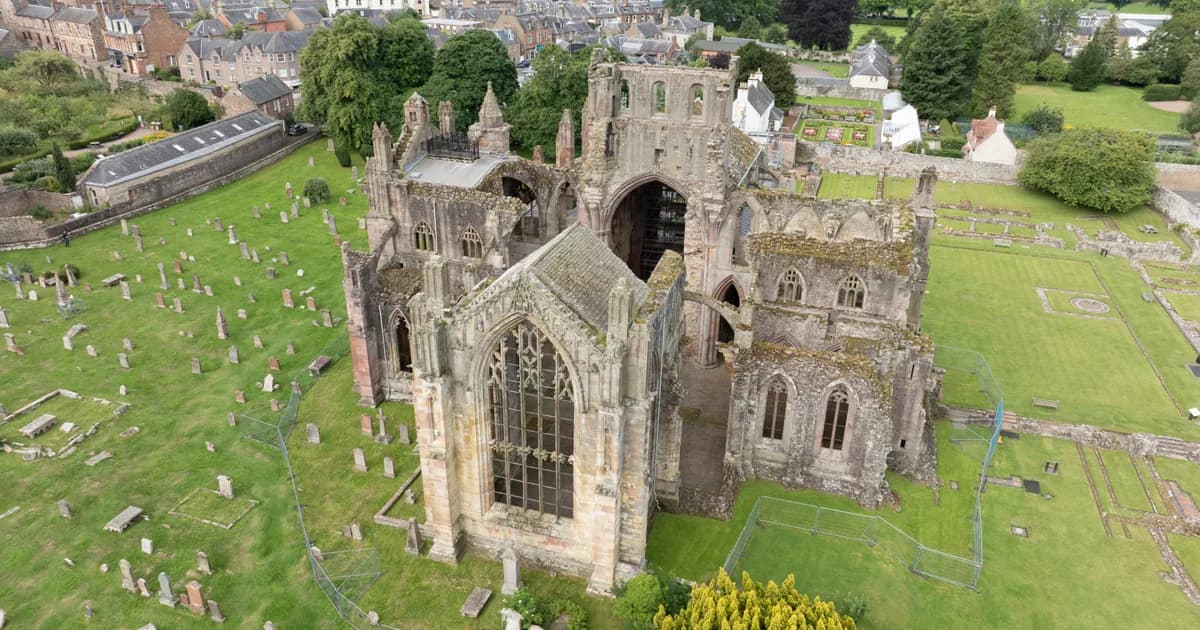 Melrose Abbey, Across the Borders