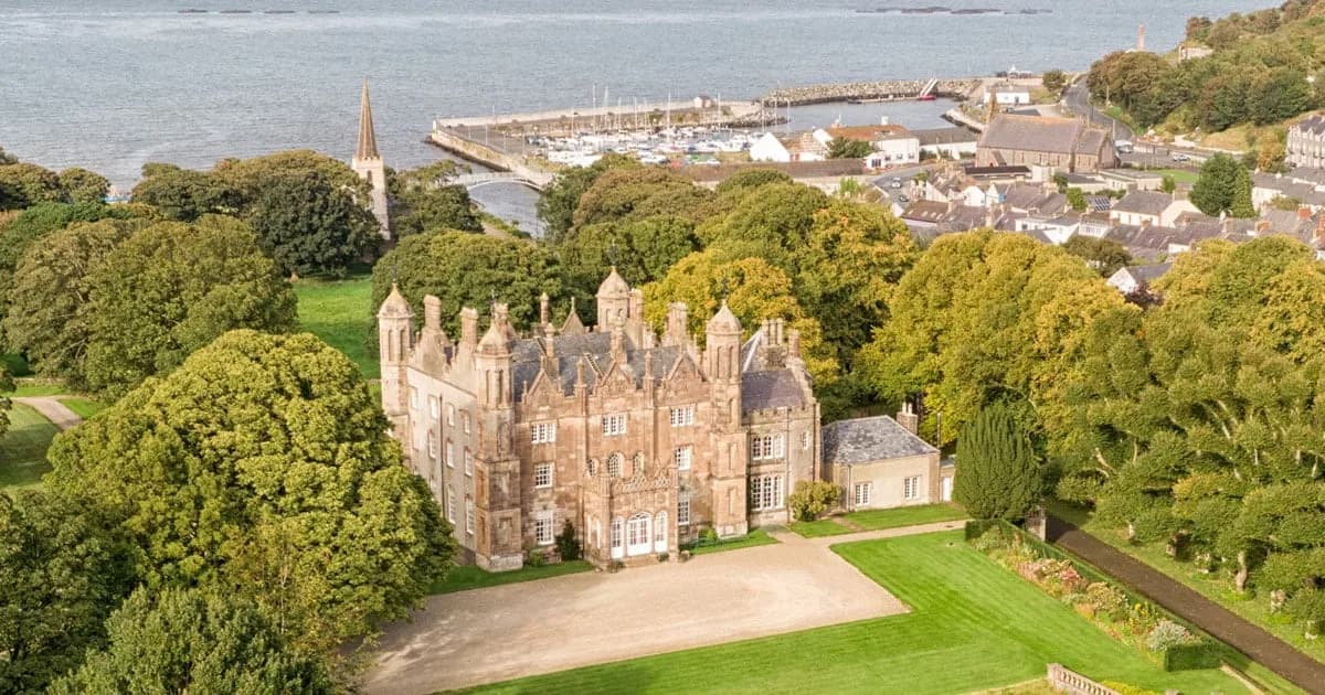 Glenarm Castle & Garden, Belfast