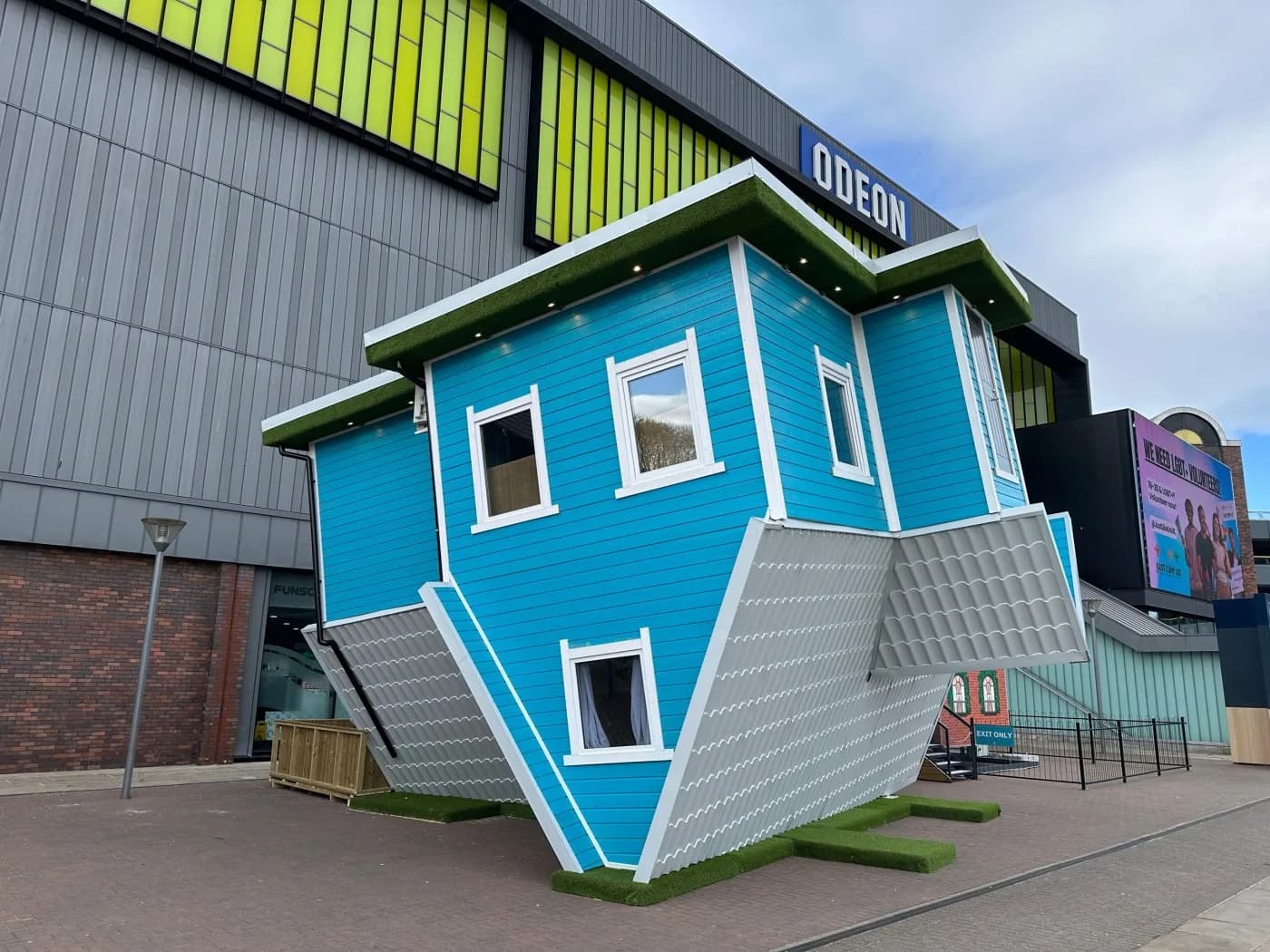 Upside Down House Metrocentre, Gateshead