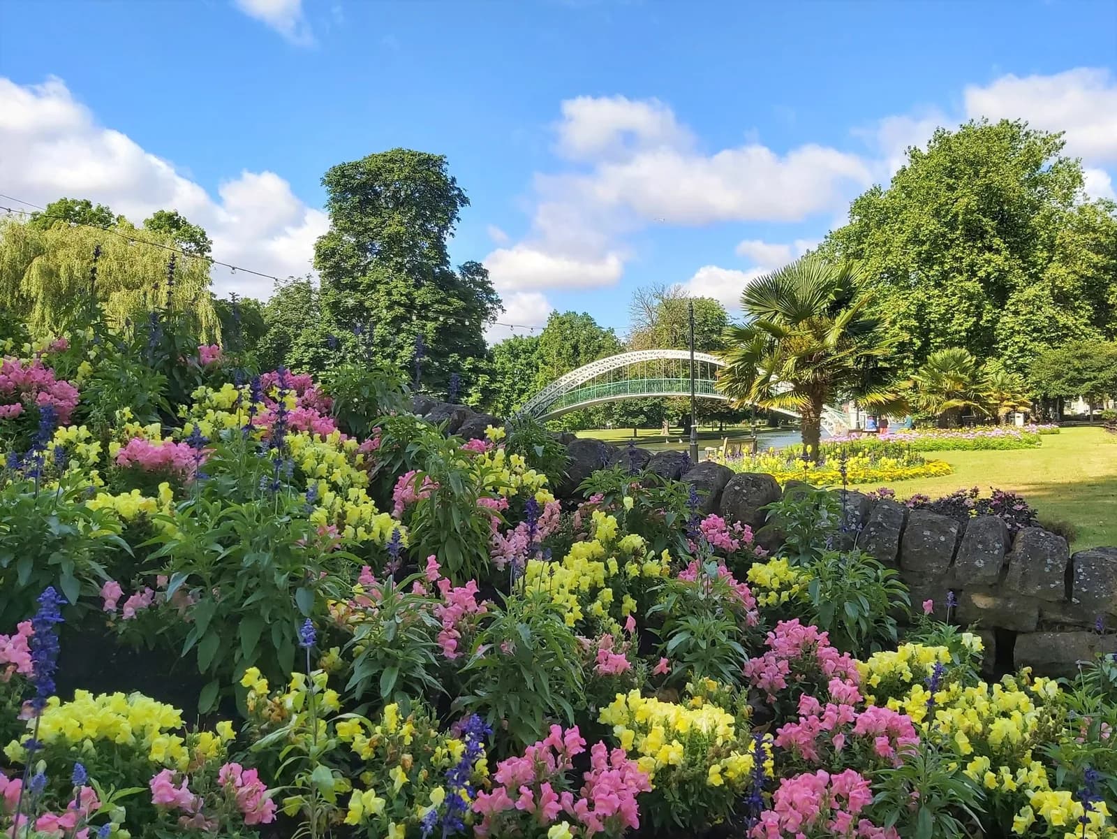 Embankment Gardens & Russell Park, Bedford
