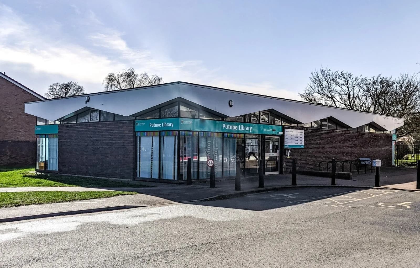 Putnoe Library building, Putnoe Street, Bedford