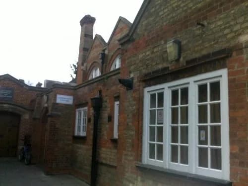 Queens Park Community Centre, Bedford
